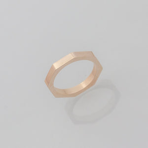 Nut style ring